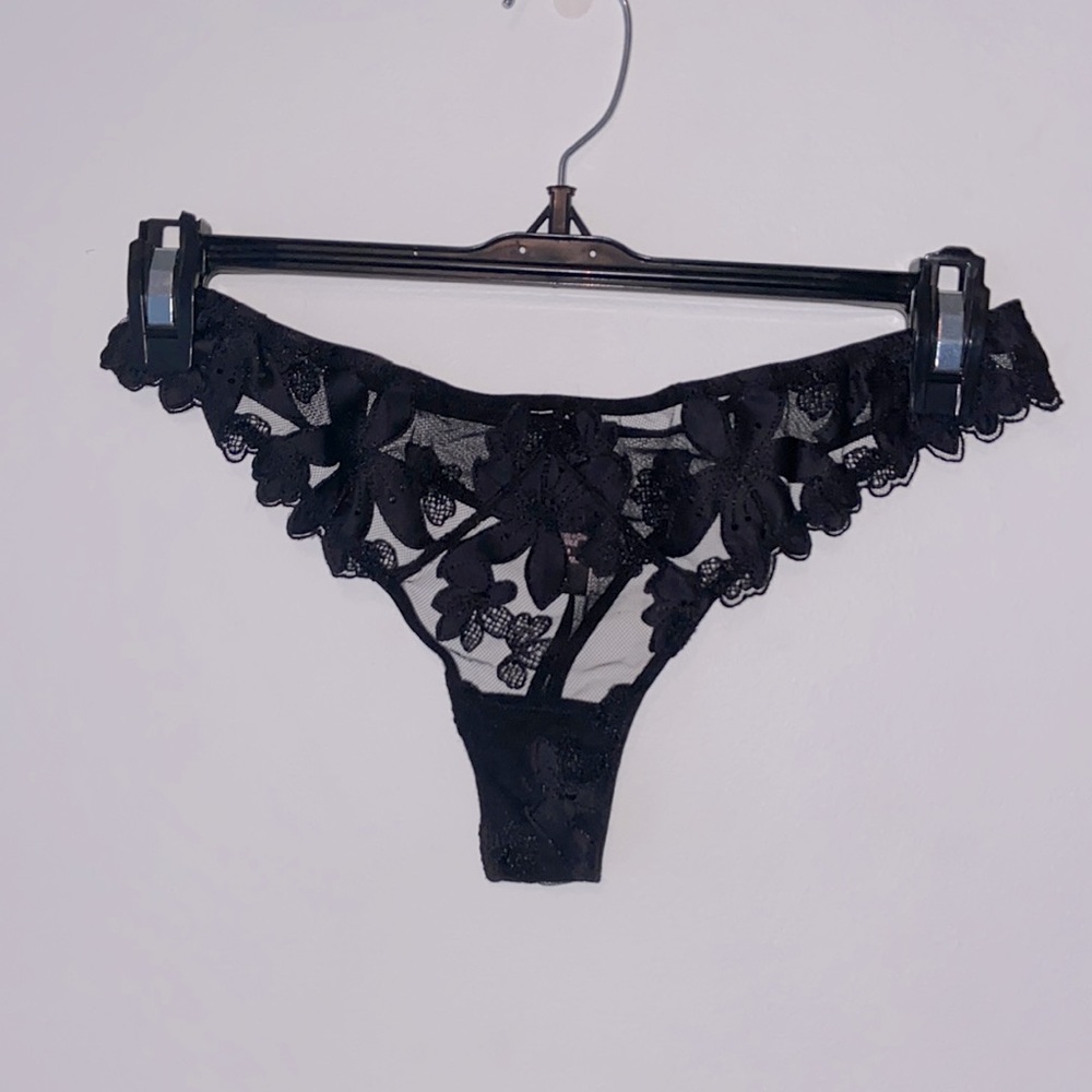 Black lace thong